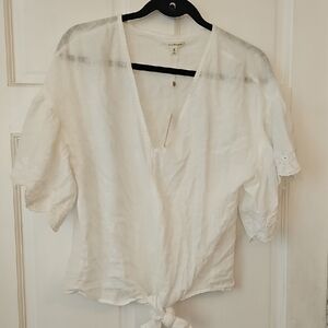 Max Studio White Blouse with Tie Front and Relaxed Fit